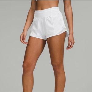 Lululemon Hotty Hot High-Rise Shorts 2.5”